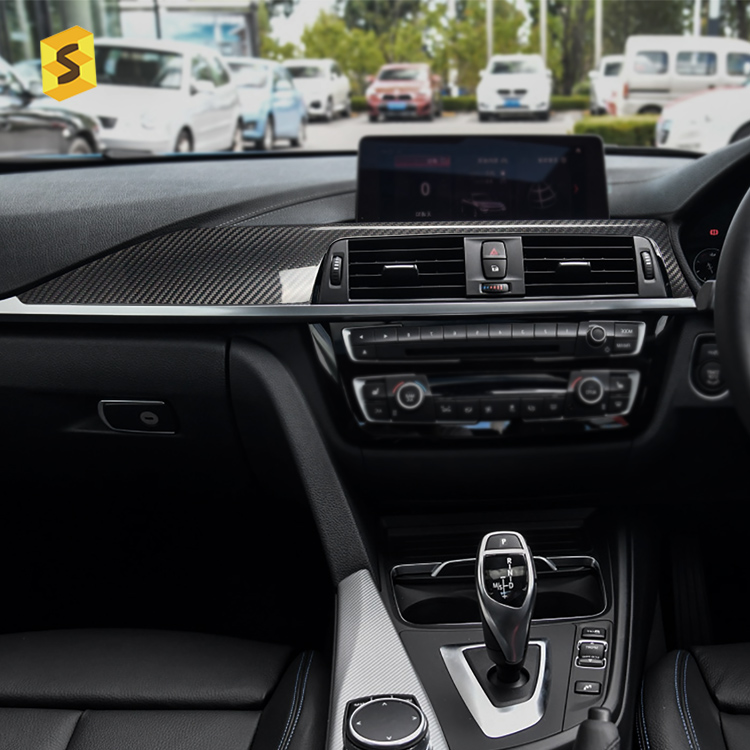 pièces de voiture intérieures en fibre de carbone