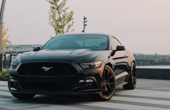 carbon fiber car: Ford Mustang 