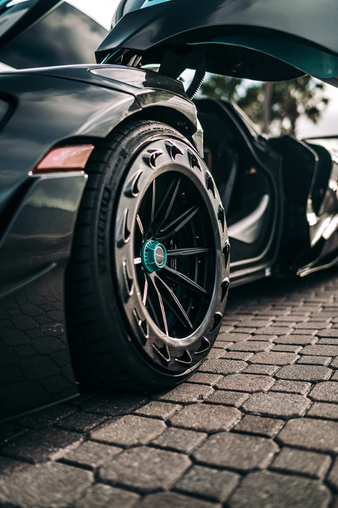 fully exposed carbon fiber mclaren