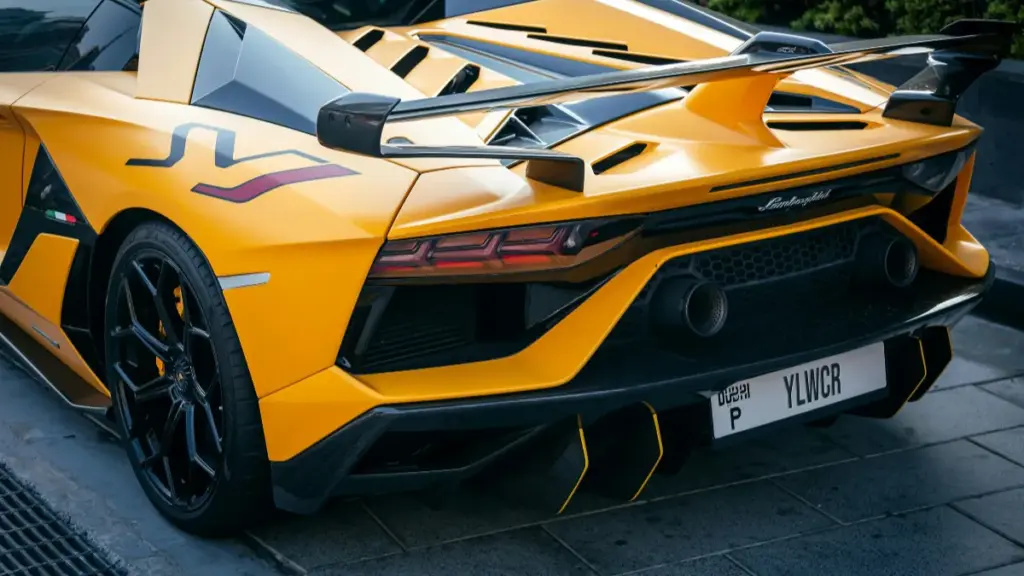 carbon fiber spoiler